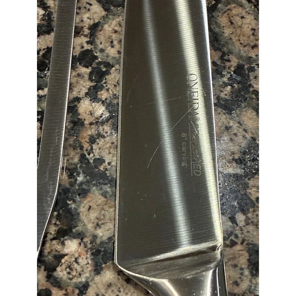 Oneida Preferred 2 Piece Set 8